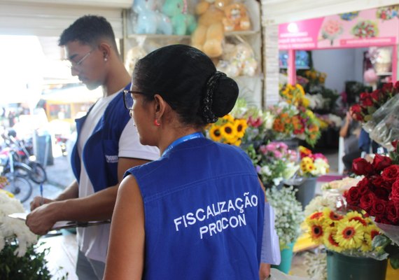 Dia dos Namorados: Procon/AL aponta variações em flores, perfumes, roupas e maquiagens
