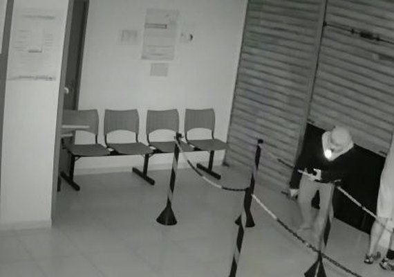 Polícia divulga imagens do assalto à casa lotérica no Passo de Camaragibe