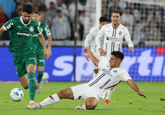 Palmeiras sente altitude de Quito, joga mal e perde de 3x0 para LDU