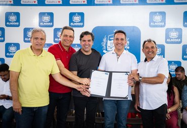 Governo de Alagoas investe em obras de infraestrutura viária em Tanque d’Arca