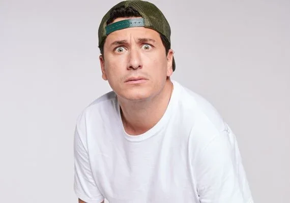 De volta a Maceió, Rafael Portugal apresenta novo show especial