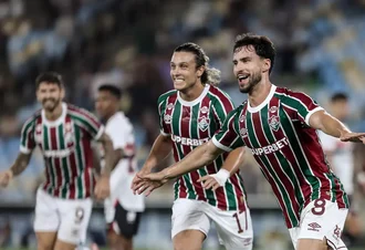 Fluminense massacra São Paulo e confirma presença na Copa Libertadores