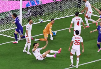 Japão goleia a Tunísia no milésimo jogo da história das Copas do Mundo