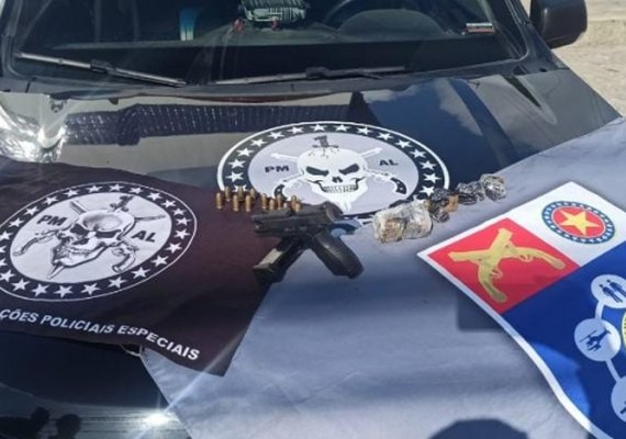 Durante operação, Bope e 8º BPM apreendem arma e maconha em Rio Largo