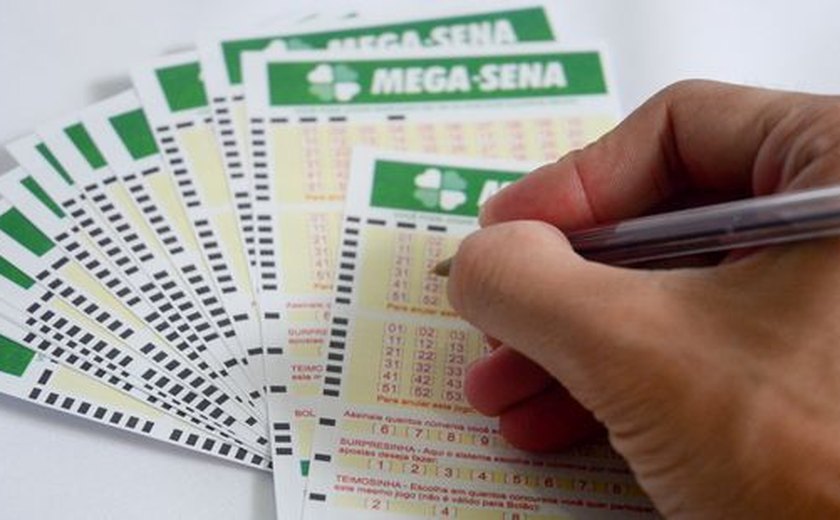 Mega-Sena pode pagar R$ 2 milhões neste sábado