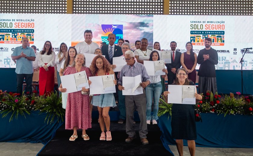 Rio Largo realiza maior entrega de títulos do Moradia Legal e garante dignidade para mais de 400 famílias