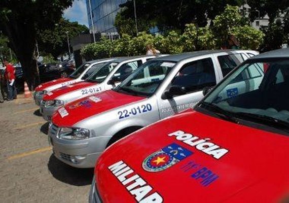 Homem é preso com maconha escondida em carro em Maceió