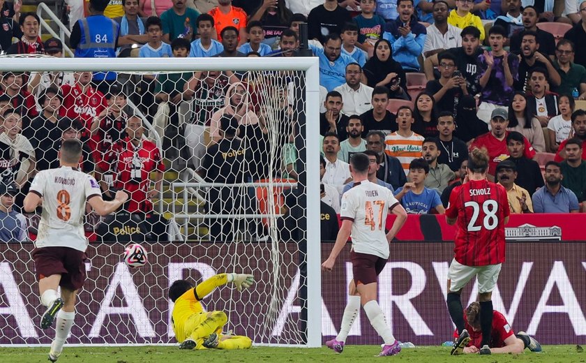 Manchester City goleia Urawa e vai enfrentar o Fluminense na final do Mundial de Clubes