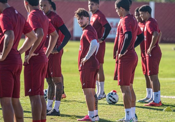 CRB encerra preparação para duelo contra o Náutico e convoca torcida para jogo decisivo no Rei Pelé