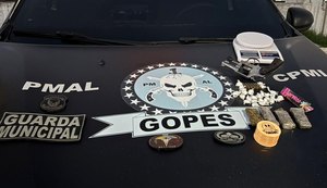 PM/AL apreende 32 armas de fogo e mais de 23 quilos de drogas