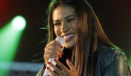 Simone deixa as redes sociais e faz pedido aos fãs: 'Orem por mim'