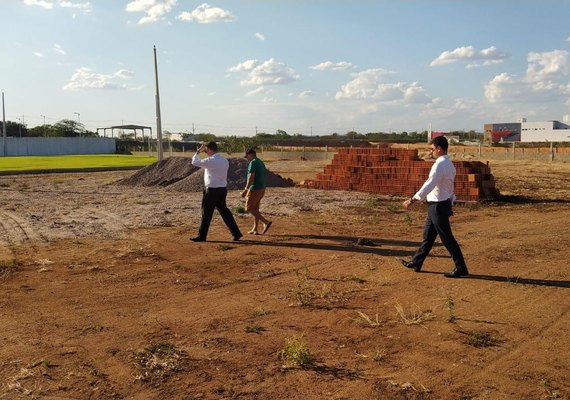 MP/AL intima Município de Delmiro Gouveia a cumprir medida liminar e revisar doações de terrenos