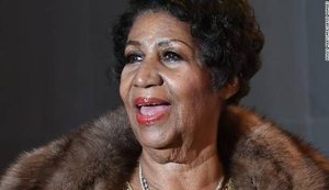 Cantora Aretha Franklin está gravemente doente, diz mídia estrangeira