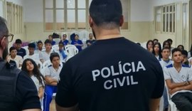 Polícia Civil participa do 'Dia das Profissões' e inspira estudantes em Maceió