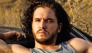 Astro de 'Game of Thrones' revela que perdeu a virgindade 'cedo demais'