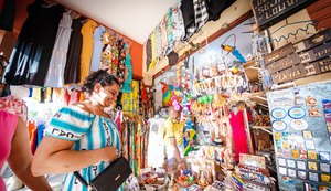 Mercado do Artesanato encanta visitantes de todo o Brasil e estrangeiros