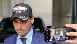 Alexandre de Moraes diz que Eduardo Bolsonaro cria dificuldades para ser notificado