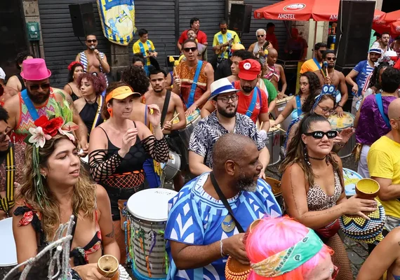 Associação de bancos dá dicas para evitar golpe financeiro no Carnaval