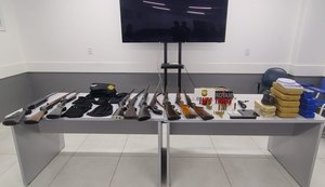 Polícia detalha operação que resultou em apreensão de armas e drogas em Taquarana