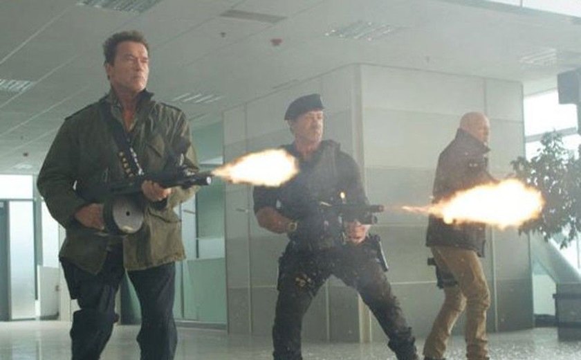 Stallone e Arnold Schwarzenegger rejeitam continuação d'Os mercenários'