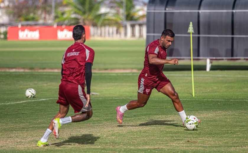 CRB finaliza preparação para enfrentar o Penedense