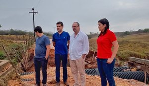 Prefeito Luciano mobiliza equipes e vistoria locais mais afetados pelas chuvas em Arapiraca
