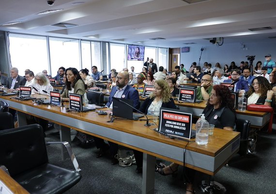 40° Congresso Nacional debate violência contra jornalistas e liberdade de imprensa em audiência no Senado
