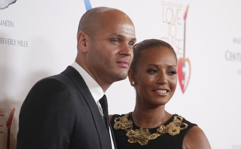 Mel B diz que ex-marido e babá fizeram sexo sem ela após 7 anos de ménage