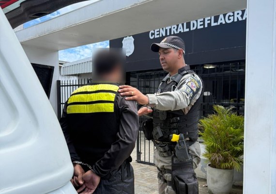 Homem tenta invadir casa de ex-companheira e ameaçá-la em Maceió