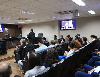 TJ adia julgamento sobre vagas dos 158 alunos da Uncisal