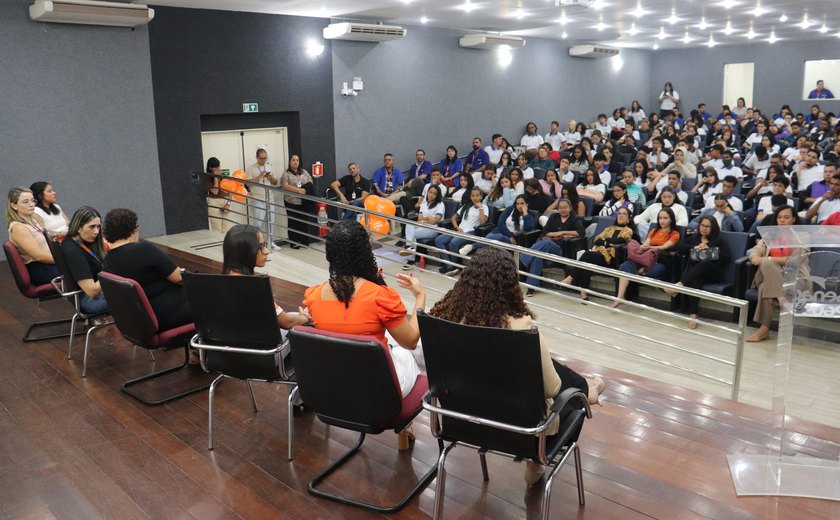 Senac Alagoas promove evento com jovens aprendizes em combate ao abuso e à exploração sexual de crianças e adolescentes