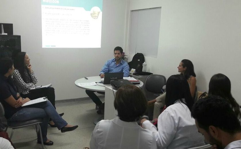 Hospital de Emergência de Arapiraca recebe pesquisadores da USP