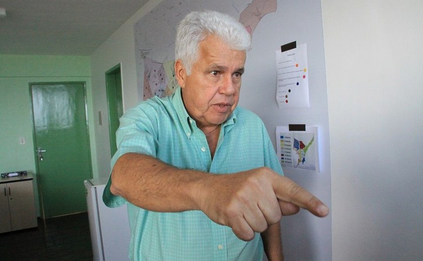 Secretário municipal de Saúde anuncia exoneração de diretora do PAM Salgadinho