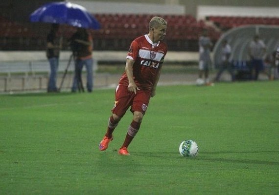 CRB é notificado pela Fifa que punição de Olívio por doping passa de um para quatro anos