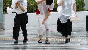 Tufão Jebi atinge região oeste do Japão e mata ao menos sete pessoas