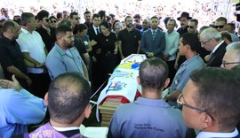 Autoridades prestaram a última homenagem a “Biu de Lira”