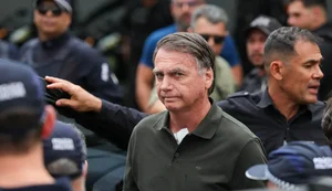 Jair Bolsonaro faz exames em hospital de Brasília após autorização do STF