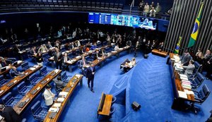Senado aprova projeto que elimina PIS-Cofins sobre diesel até o fim de 2018
