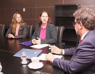 TJ/AL e Procuradoria Federal discutem cooperação para compartilhamento de dados de acusados de feminicídio