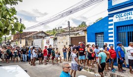 Prefeitura de Maceió inicia distribuição de cestas básicas para pescadores afetados por restrição
