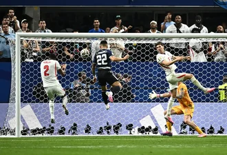 Com outra virada incrível, Argentina despacha Inglaterra e vai à final
