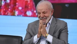 Lula descarta desafiar EUA, mas diz que Brasil não é republiqueta