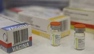 Fiocruz e UFMG firmam parceria para expandir centro de vacinas