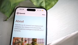 Após cancelar IA por segurança, OpenAI anuncia novas ferramentas