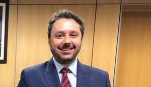 Secretário do Ministério das Relações Exteriores elogia UBS de AL que lhe atendeu