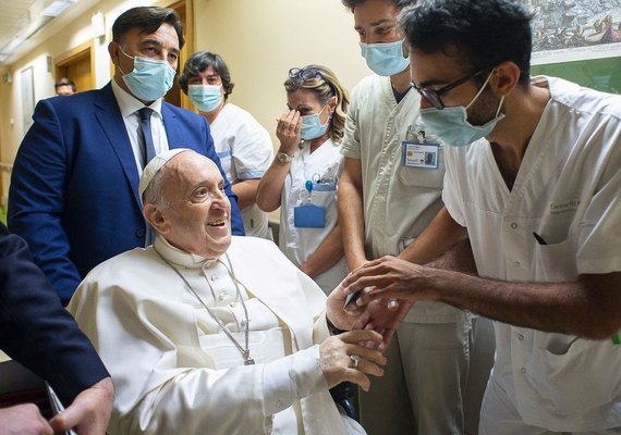 Papa agradece orações de fiéis por sua saúde