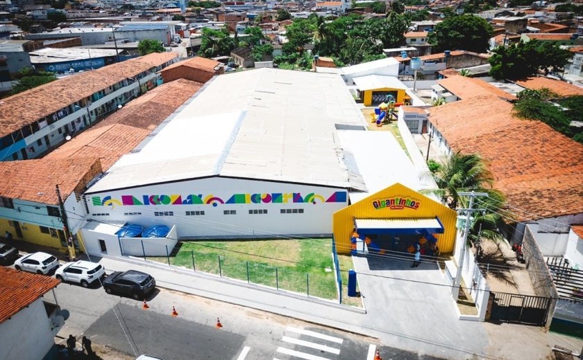 Novo Gigantinho bilíngue representa conquista para a comunidade da Levada: “A gente saí de casa tranquila”