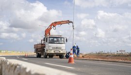 Obras de iluminação pública avançam na Avenida Marília Mendonça