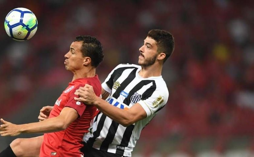 Damião e Gabigol marcam, e Internacional empata com o Santos