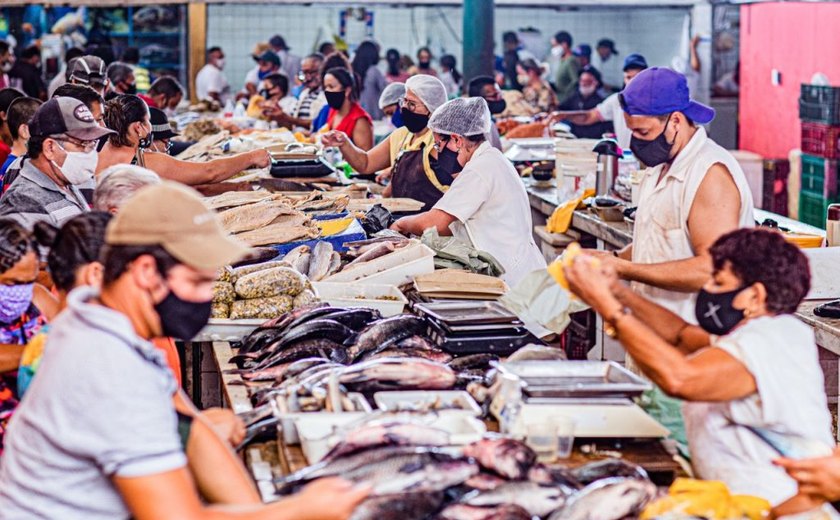 Venda de pescados movimenta o Mercado Público de Arapiraca